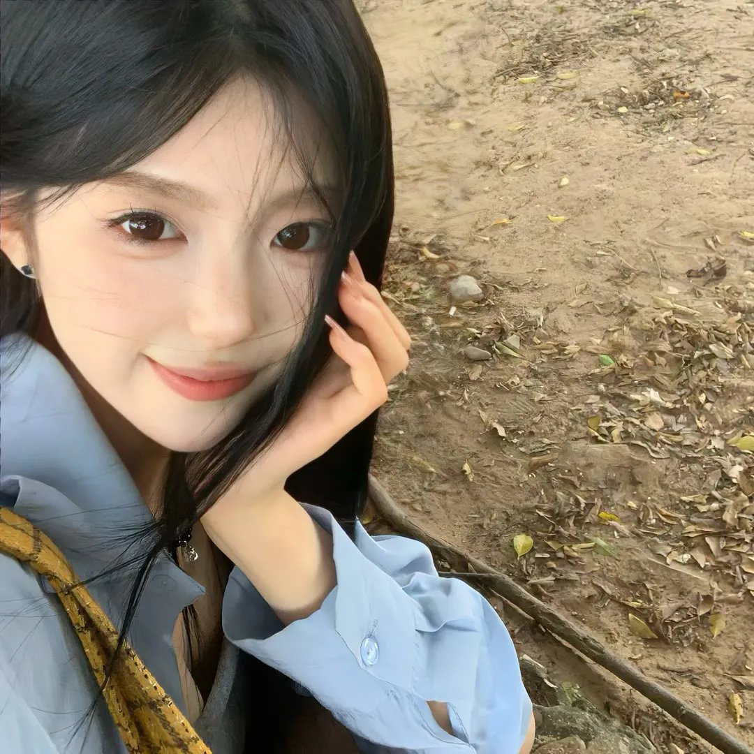 明洞诊所 海报