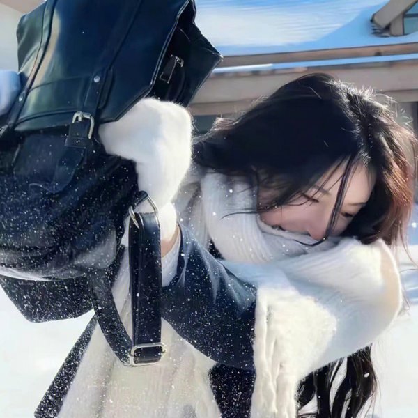 弘大诊所 海报